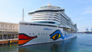 Aida Perla Tengerjaro Utasszallito Hajo Siemens Mallorca Barcelona HAJOZASHU