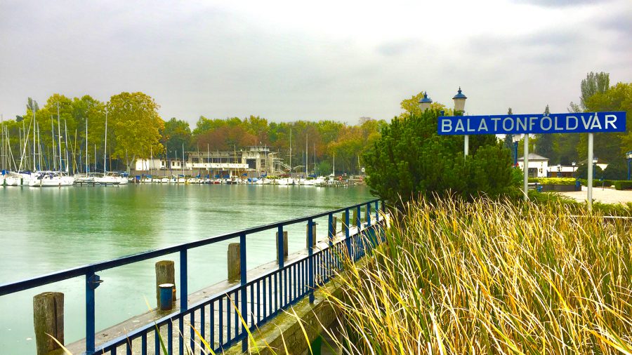 Balatonföldváron bővítik a kikötőt - egy szabadstrand az ára