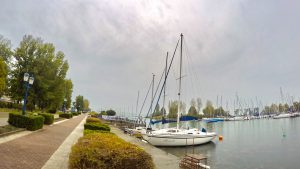 Balatonfoldvar-Kikoto-Bovites-Park-Autoparkolo-Holovits-Huba-Balatoni-Hajozasi-Zrt-HAJOZASHU