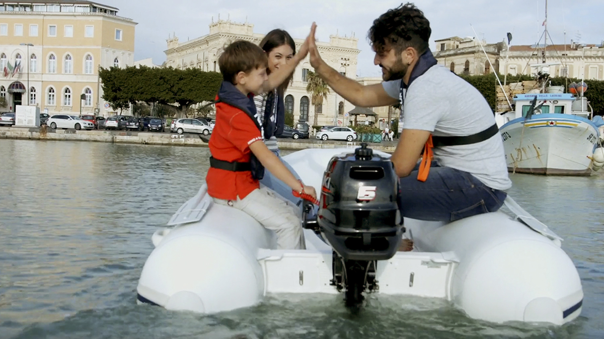 Suzuki DF6a Hajomotor Kulmotor Suzuki Marine Magyarorszag Arlista hajozashu