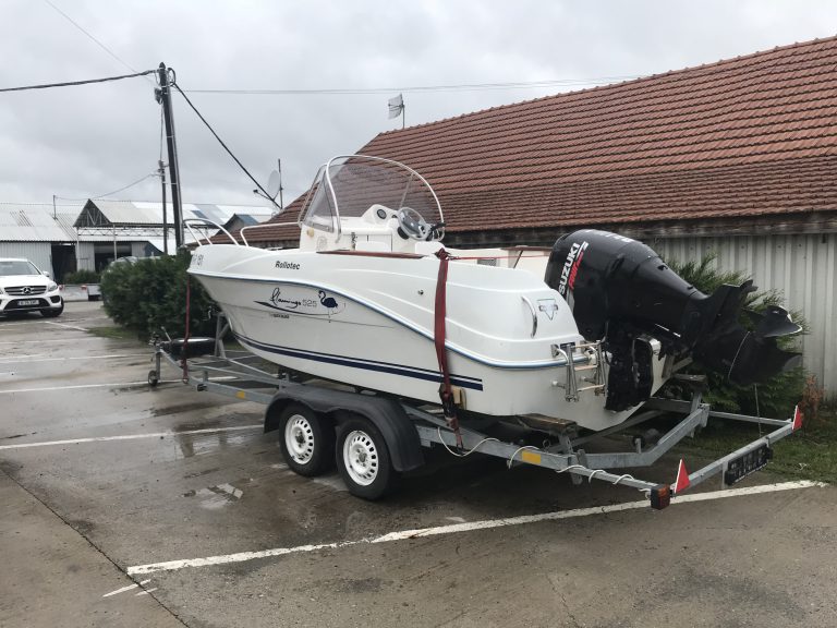 Quicksilver Commander Flamingo motoros kishajó eladó