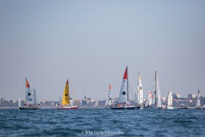 Golden-Globe-Race-2018-Sables-Dolonne-Rajt-Start-Sailing-Vitorlazas-Torok-Brigi-Kopar-Istvan-HAJOZASHU