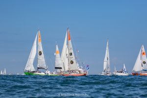 Golden-Globe-Race-2018-Sables-Dolonne-Rajt-Start-Sailing-Vitorlazas-Torok-Brigi-Kopar-Istvan-HAJOZASHU