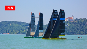 VOLVO-High-Tech-Regatta-Elp-kozvetites-Alsoors-Balatonfenyves-Katamaranok-Kekszalag-HAJOZASHU-FiftyFifty-Evergreen