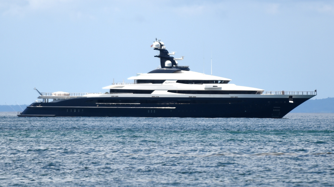 Equaminity Superyacht Jacht Luxushajo Indonezia Malajzia HAJOZASHU