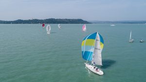 Orszagos-Nagyhajos-Bajnoksag-2018-Balatonfured-Tihany-Vitorlazas-Sailing-HAJOZASHU-dronfoto-DJI