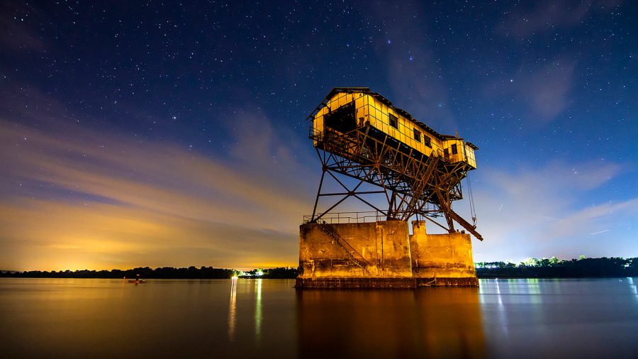 Szénrakodó - a dunai hajósok egyik kedvenc építménye