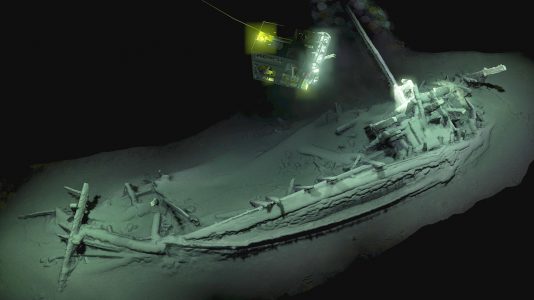 Megtalálták a világ legrégebbi ép hajóroncsát, 2400 éves
