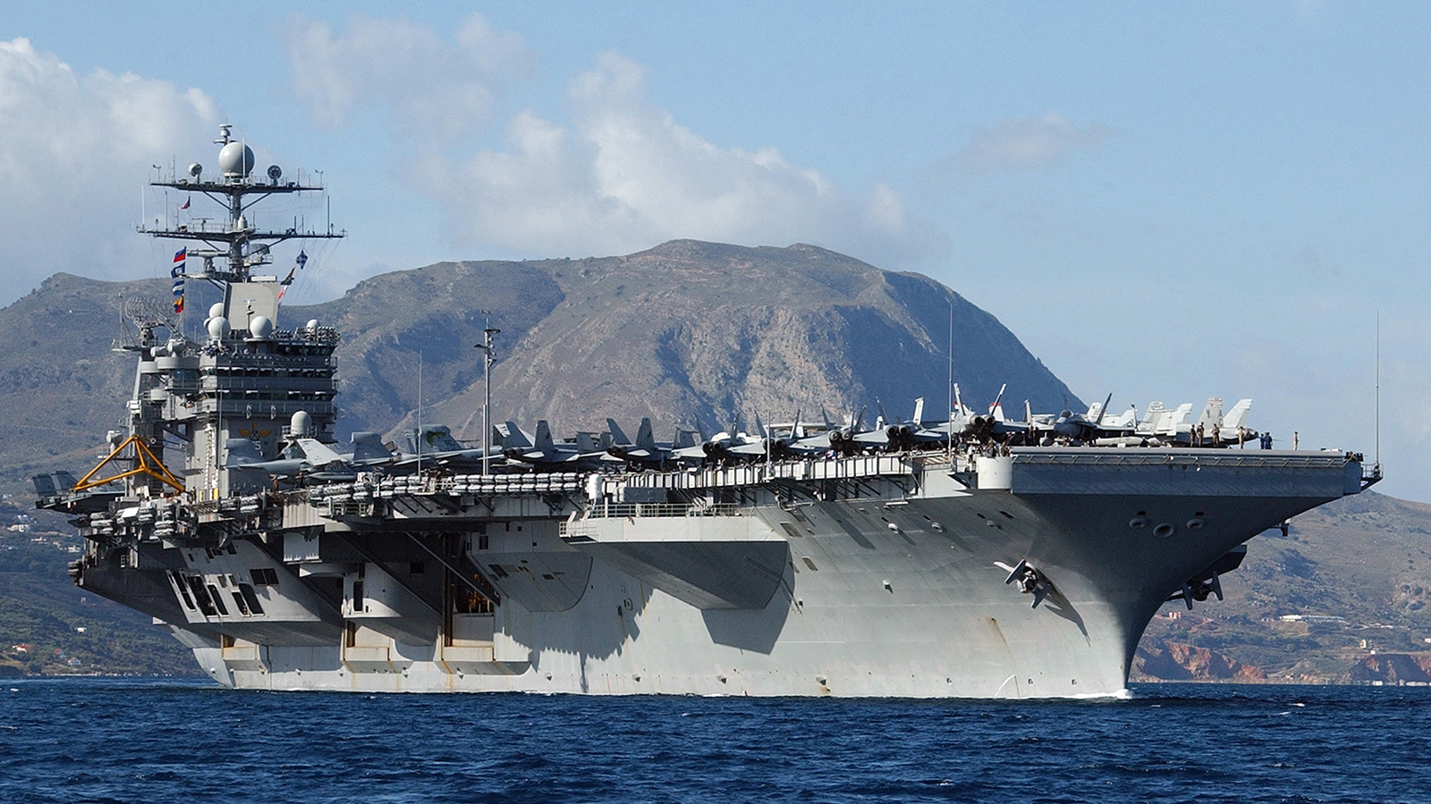 USS-Harry-S-Truman-Repulogephordozo-Hadihajo-HAJOZASHU