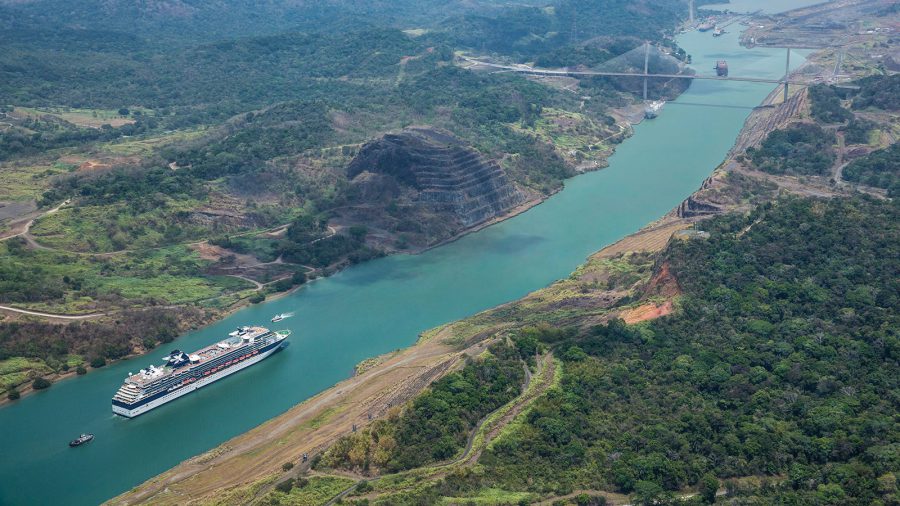 105 éve úszott végig az első hajó a Panama-csatornán