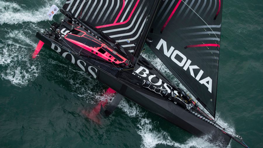 Vendée Globe: Alex Thomson bajban - hír frissítve 13 órakor
