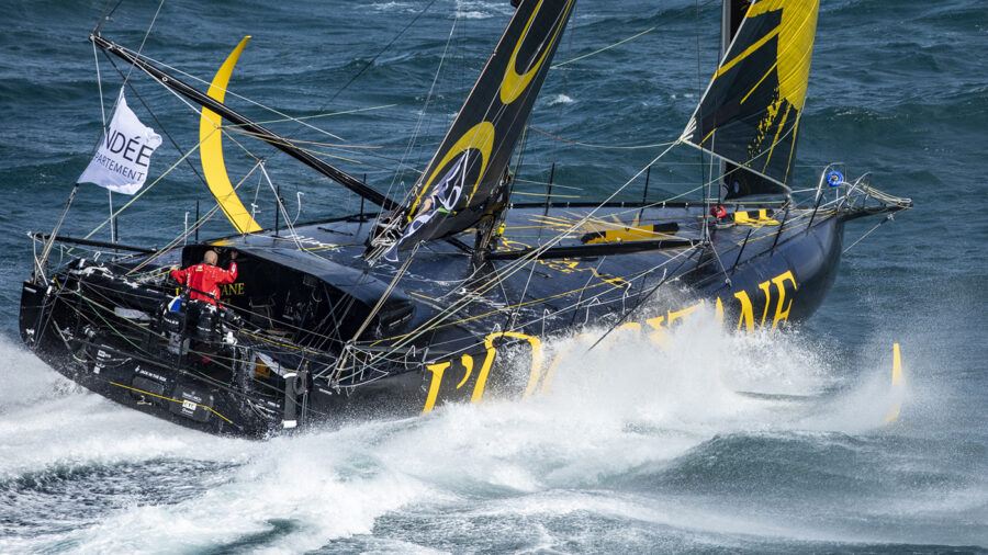 Vendée Globe - célba ért a Magyarországon épített hajójával a francia Armel Tripon