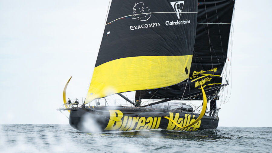 Transat JV - Árbóctörés miatt kiesett a Bureau Vallée