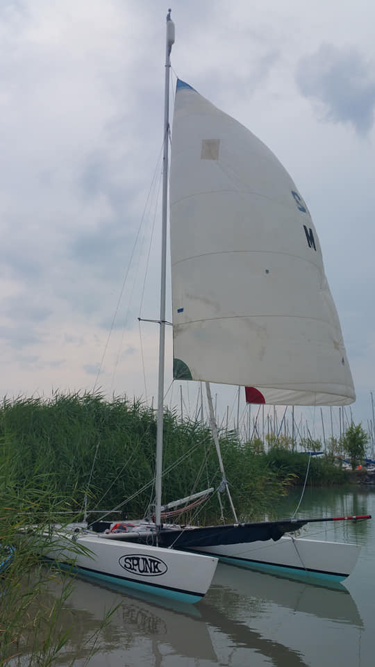 Tornádó katamarán eladó