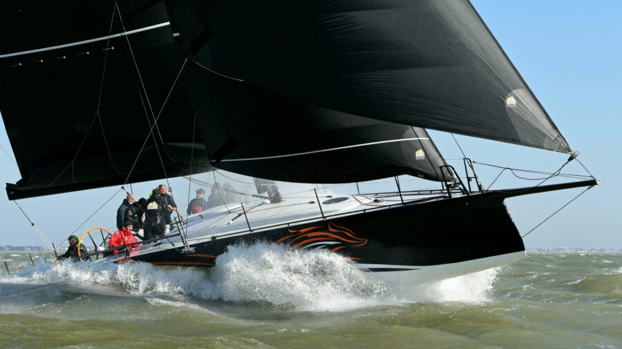 Eltűnt az egyik legújabb fejlesztésű DSS versenyhajó