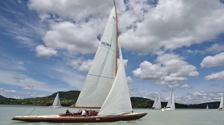 111 kép a Pünkösdi Regattáról - Mag Andrea fotói