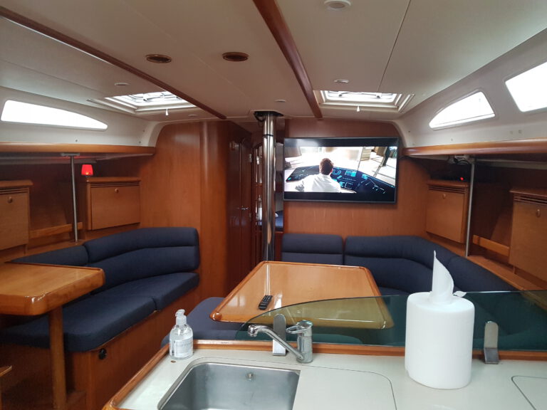 JEANNEAU SUN ODYSSEY 43