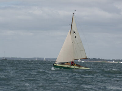 Kép a cowes-i Uffa Fox Regattáról - Fotó: John Green