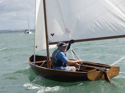 Kép a cowes-i Uffa Fox Regattáról - Fotó: John Green