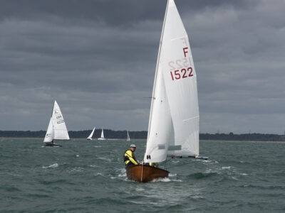 Kép a cowes-i Uffa Fox Regattáról - Fotó: John Green