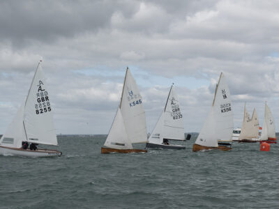 Kép a cowes-i Uffa Fox Regattáról - Fotó: John Green