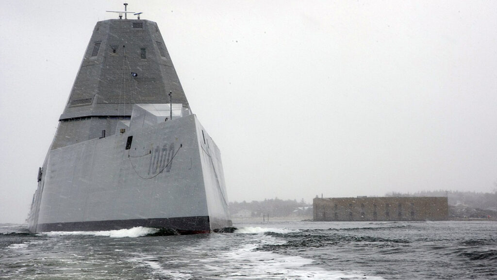 A Csendes-óceán nyugati felébe vezényelték az ameriikai haditengerészet különleges rombolóját