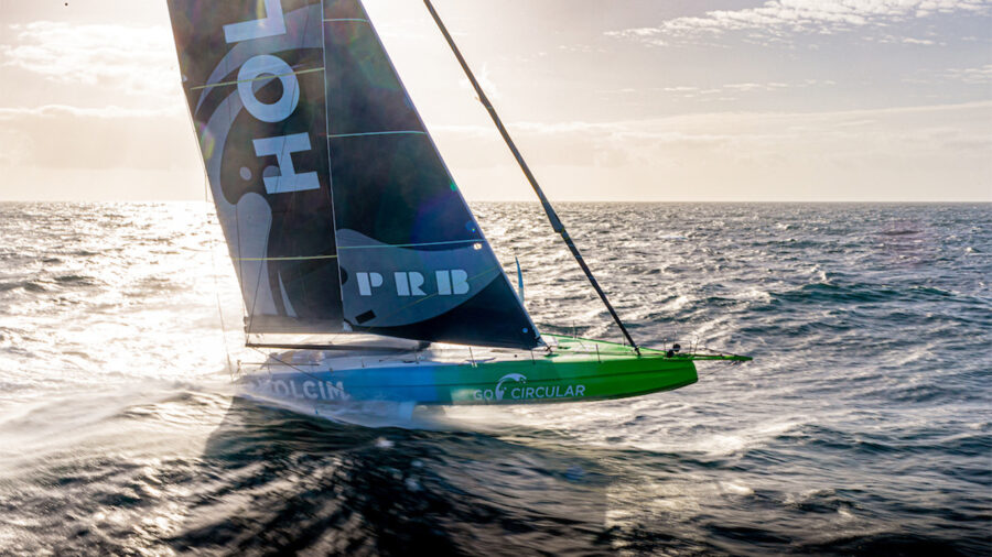Ocean Race 2023 - Kevin Escoffier csapata győzött az első szakaszon