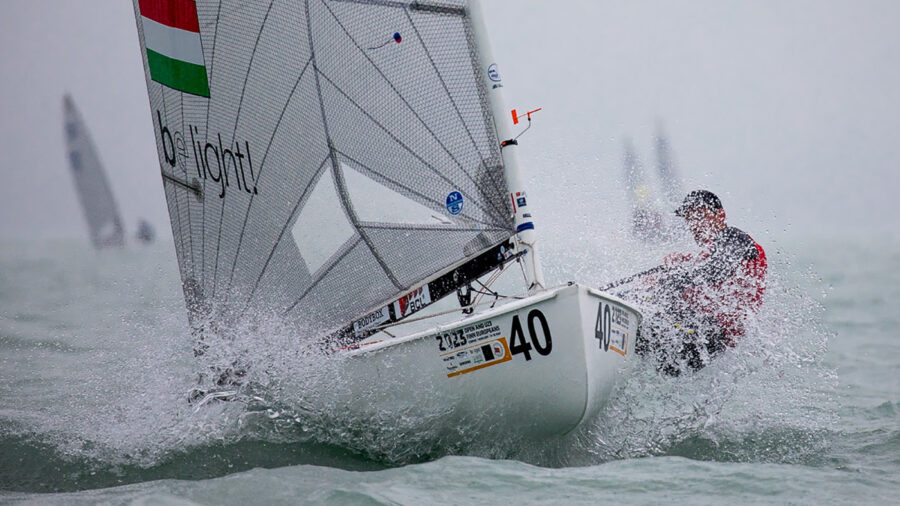 Németh Domonkos győzött a csopaki Finn dingi Európa-bajnokságon