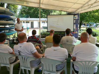 Flaar 24 – Remek Kékszalag-menet után hajóbemutató és teszt Almádiban