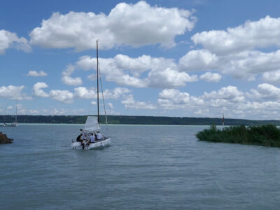 Flaar 24 – Remek Kékszalag-menet után hajóbemutató és teszt Almádiban