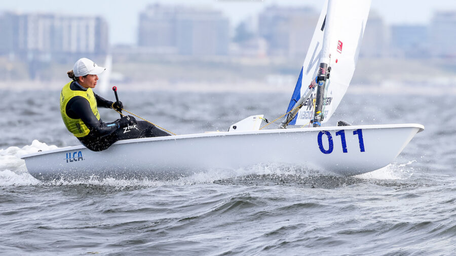 World Sailing VB 2023 - Érdi Mári hat futam után is az élen az olimpiai kvalifikációs világbajnokságon