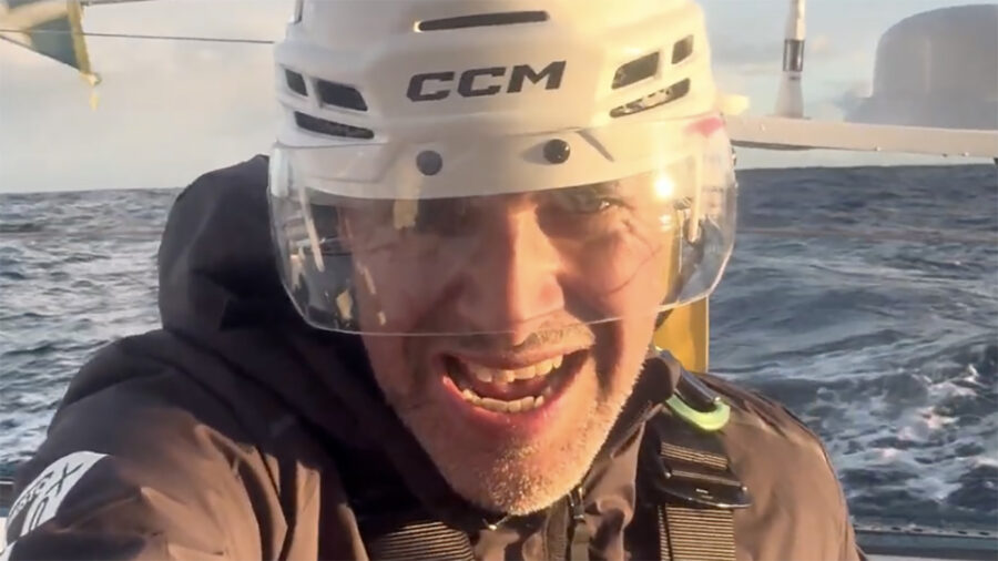Weöres Szabolcsnak a Vendée Globe földkerülőn horgonyzóhelyre van szüksége