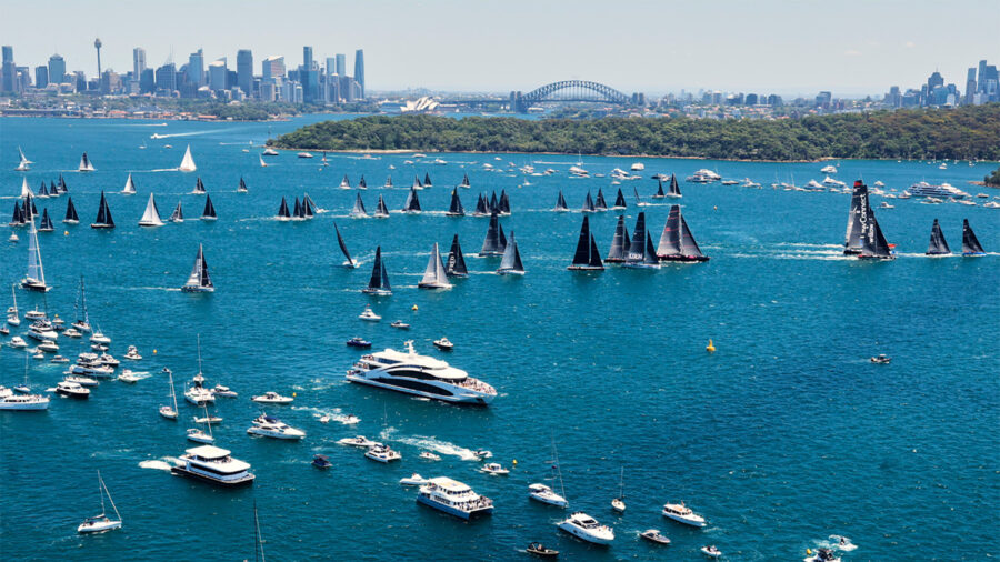 79. Rolex Sydney Hobart 2024 – 104 hajó rajtolt el a várhatóan kemény, viharos menetre