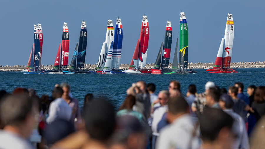 SailGP 2025 Abu Dhabi - Már csak egy hely kiadó a vasárnapi szezonzáró Nagydöntőre - Élő közvetítés a szombati futamokról 11 órától