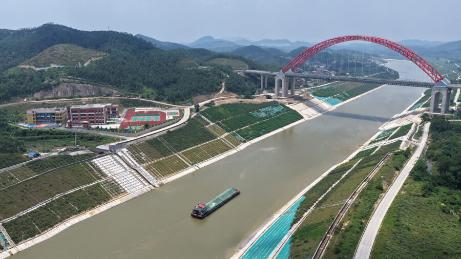 Megnyílt a 134 kilométeres Pinglu-csatorna